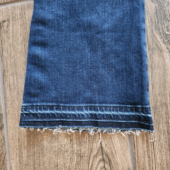 NWOT Veronica Beard Jeans Carolyn Button Hem Baby Boot High Rise Crop Jean - Picture 11 of 14